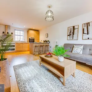 Yorkshire Hamilton Mews Apartment Doncaster