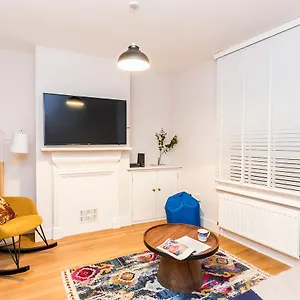 The Modern Classic - Contemporary & Elegant 3bdr Apartment Cambridge (Cambridgeshire)